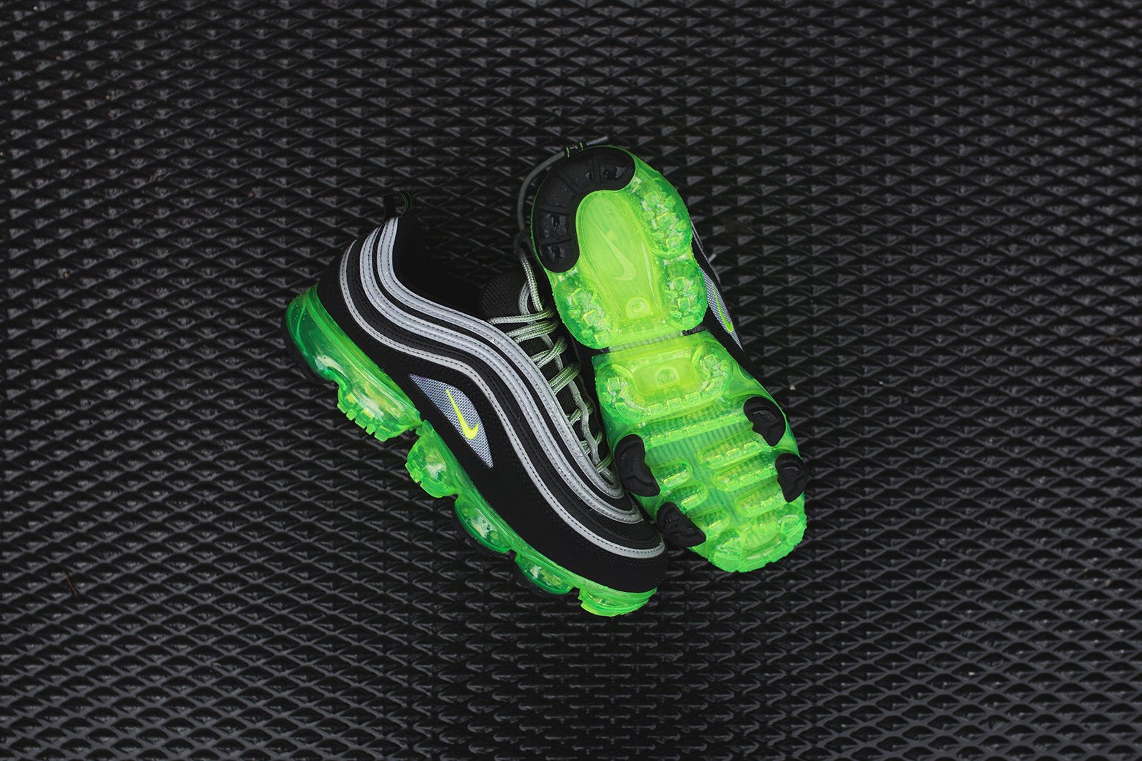 Nike Air VaporMax '97 - Black / Volt / Metallic Silver