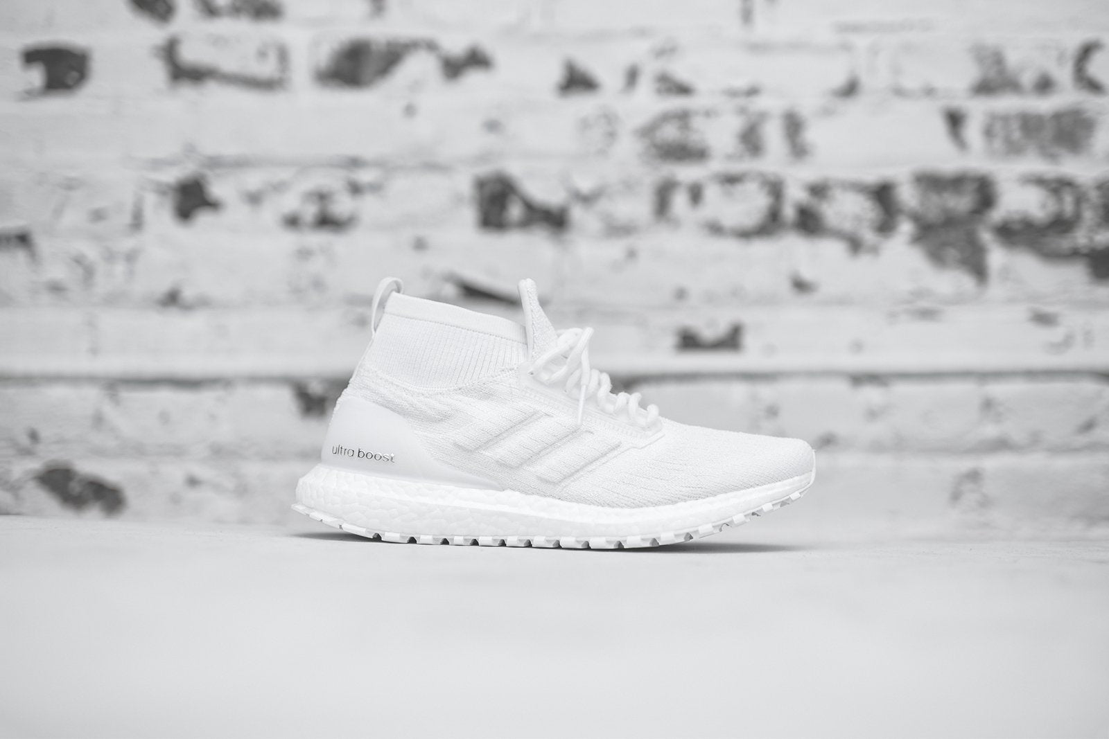 adidas Originals UltraBoost AT - Triple White