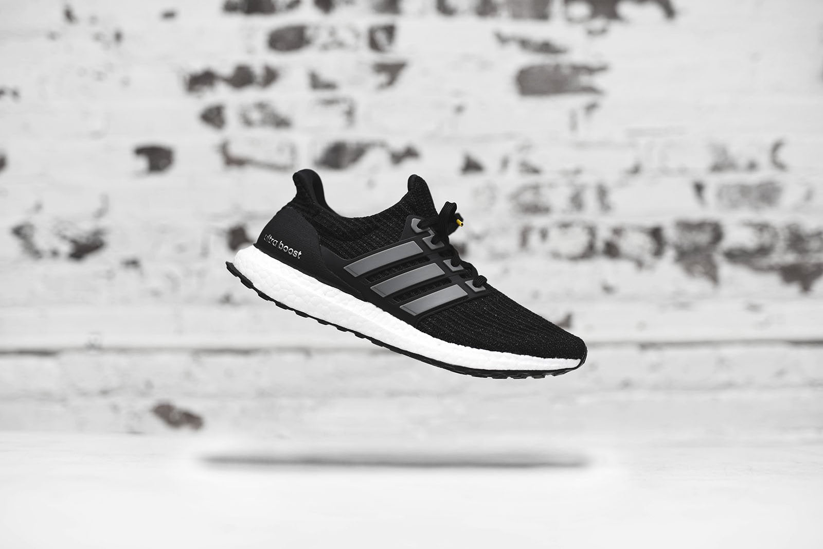 adidas Originals UltraBoost LTD - Black / White