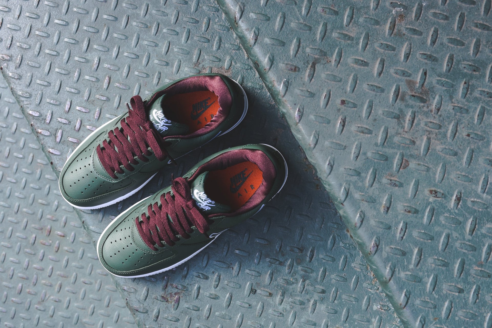 Nike Air Force 1 Low Retro - Hong Kong