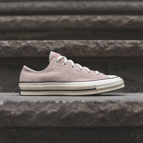 news/converse-chuck-taylor-all-star-high-1970-vintage-ox-dusk-pink