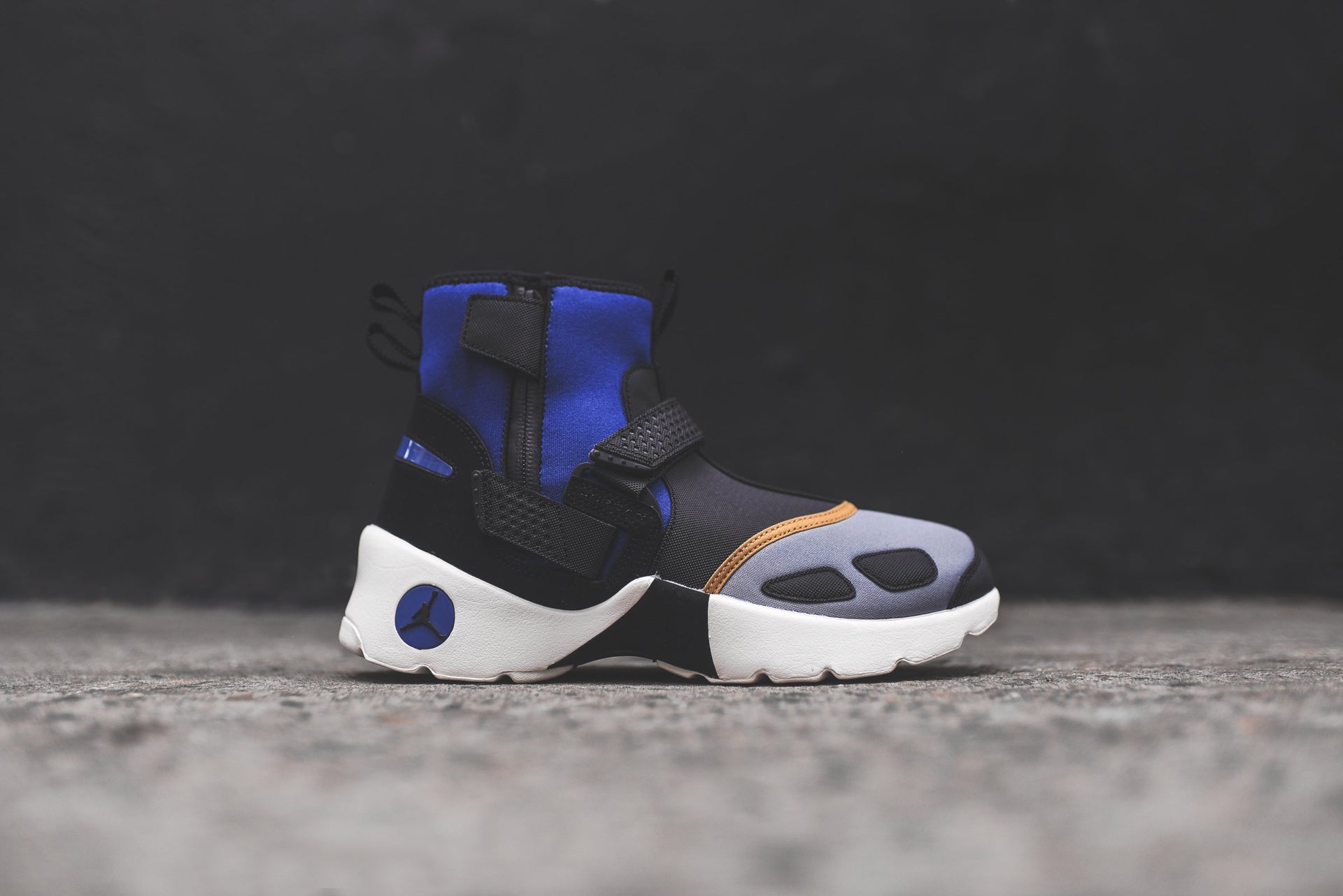 Nike Air Jordan Trunner LX High NRG - Black / Blue