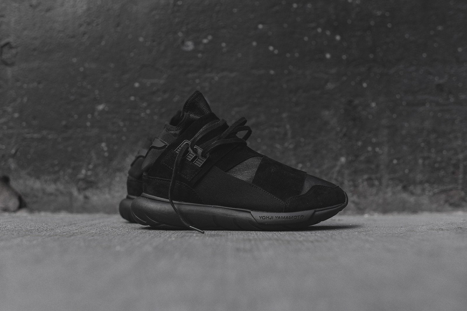 Y-3 Qasa Hi - Triple Black