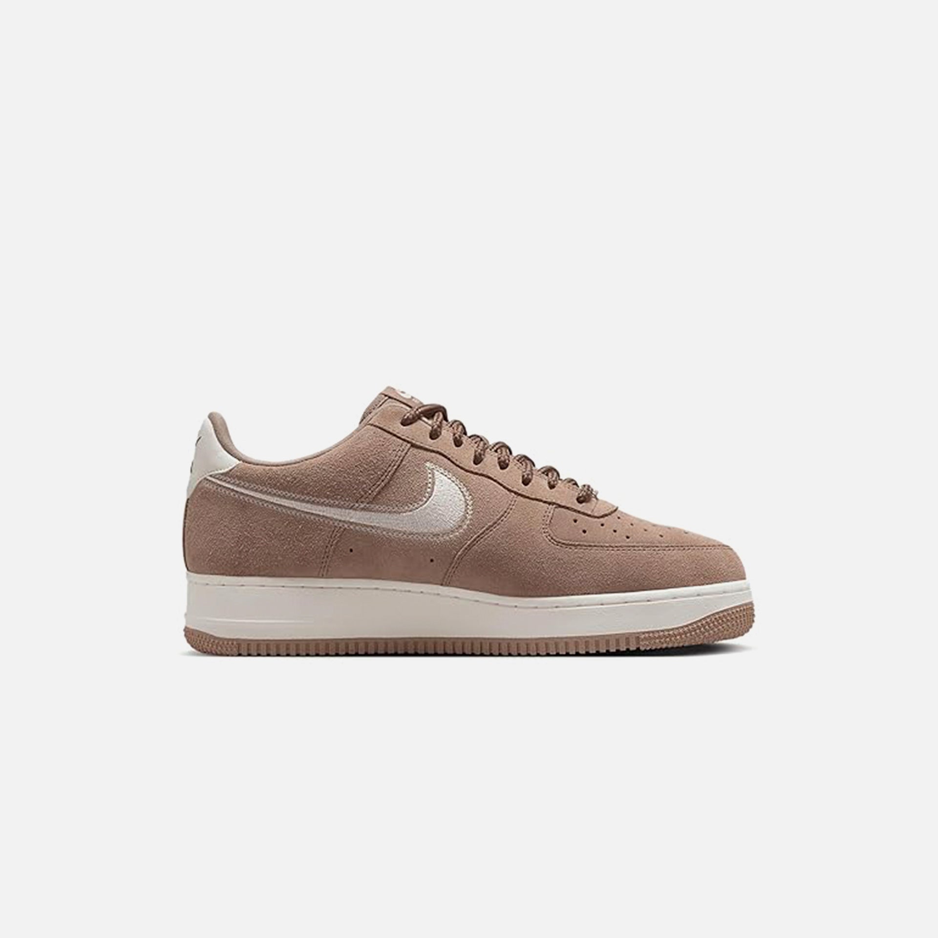 Nike Air Force 1 `07 Lv8 - Trend Mink Brown / Sail