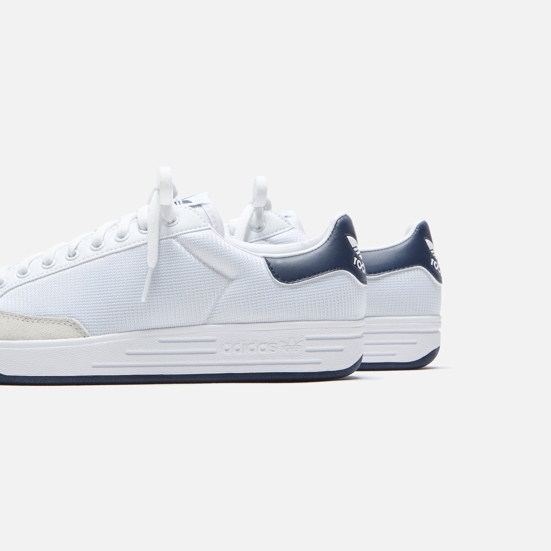 adidas Rod Laver Run - White / Navy