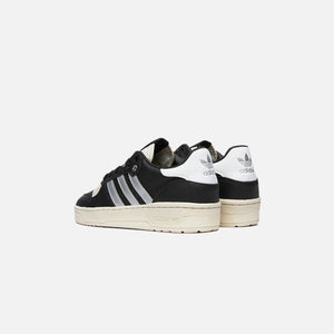 adidas Original Rivalry Low Consortium – Core Black / Silver Metallic / Grey One