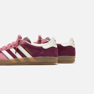 adidas Gazelle Indoor - Maroon / Cloud White / Preloved Crimson