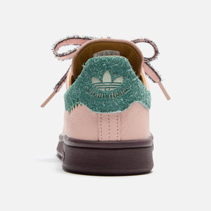 adidas x Brain Dead Stan Smith - Vapour Pink / Core Black / Mesa