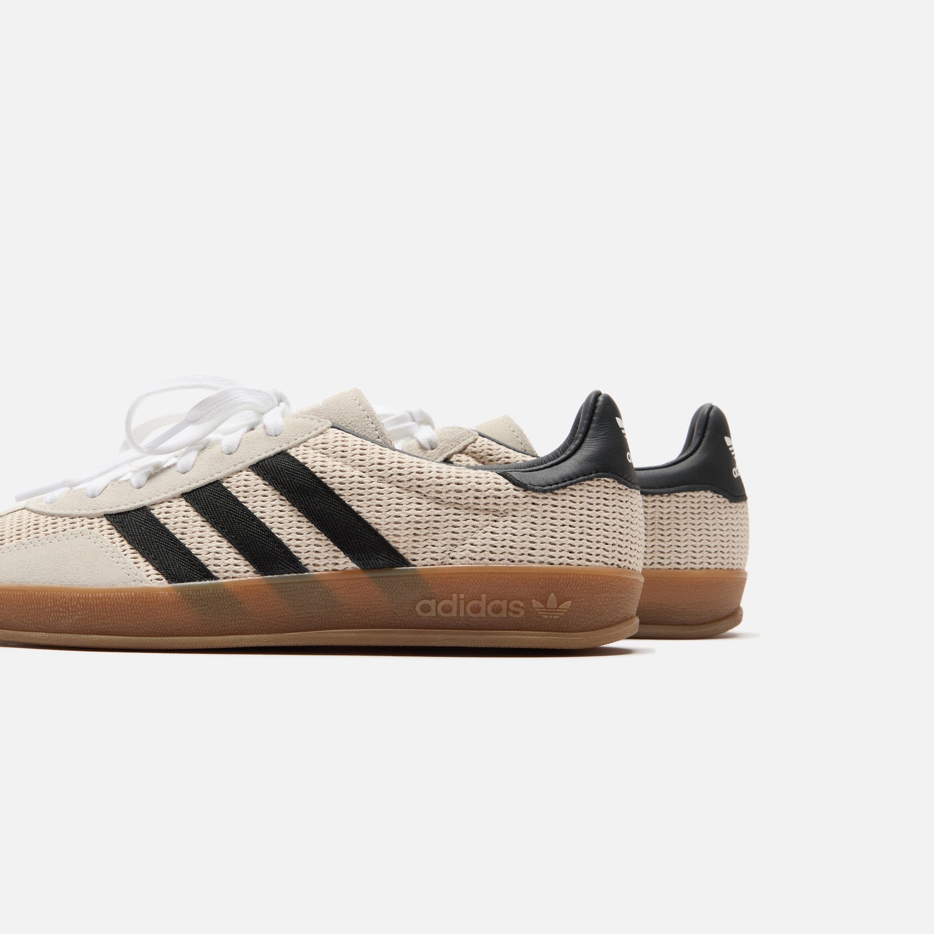 adidas Gazelle Indoor - Alumina / Core Black / Gum 3