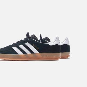 adidas Gazelle Indoor - Core Black / White / Gum2