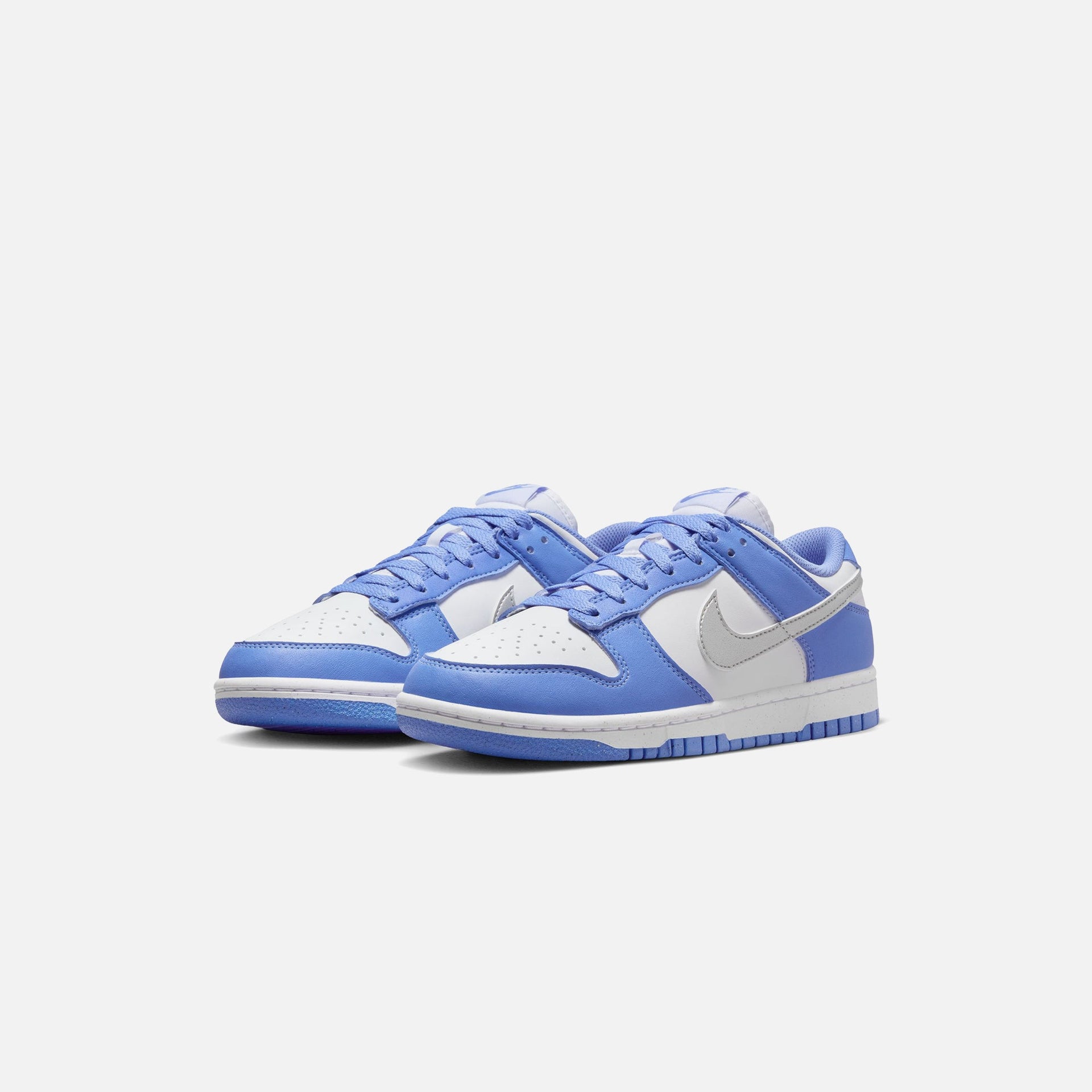 Nike WMNS Dunk Low PRM - Royal Pulse / White / Metallic Silver