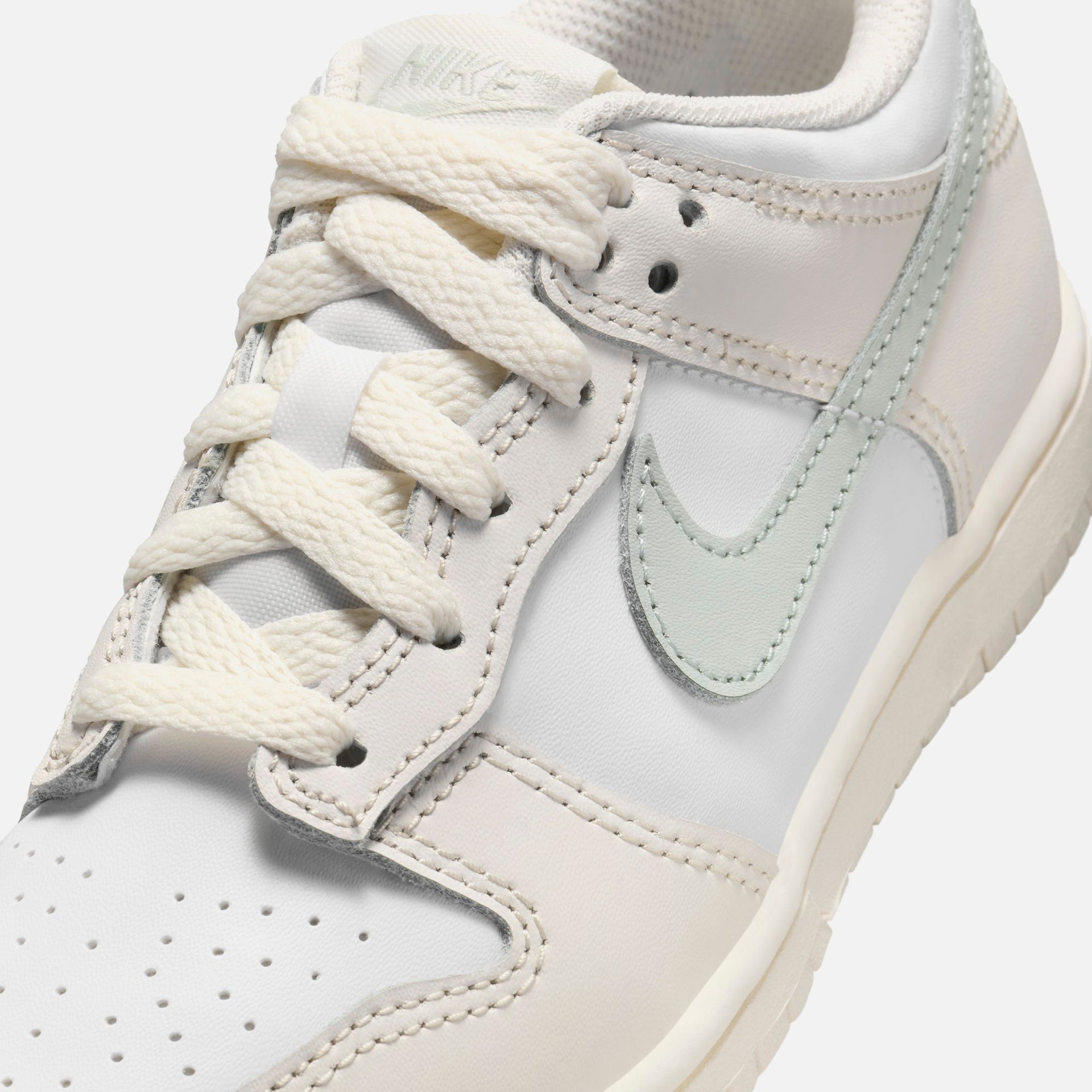 Nike PS Dunk Low Bp - White / Phantom / Light Silver