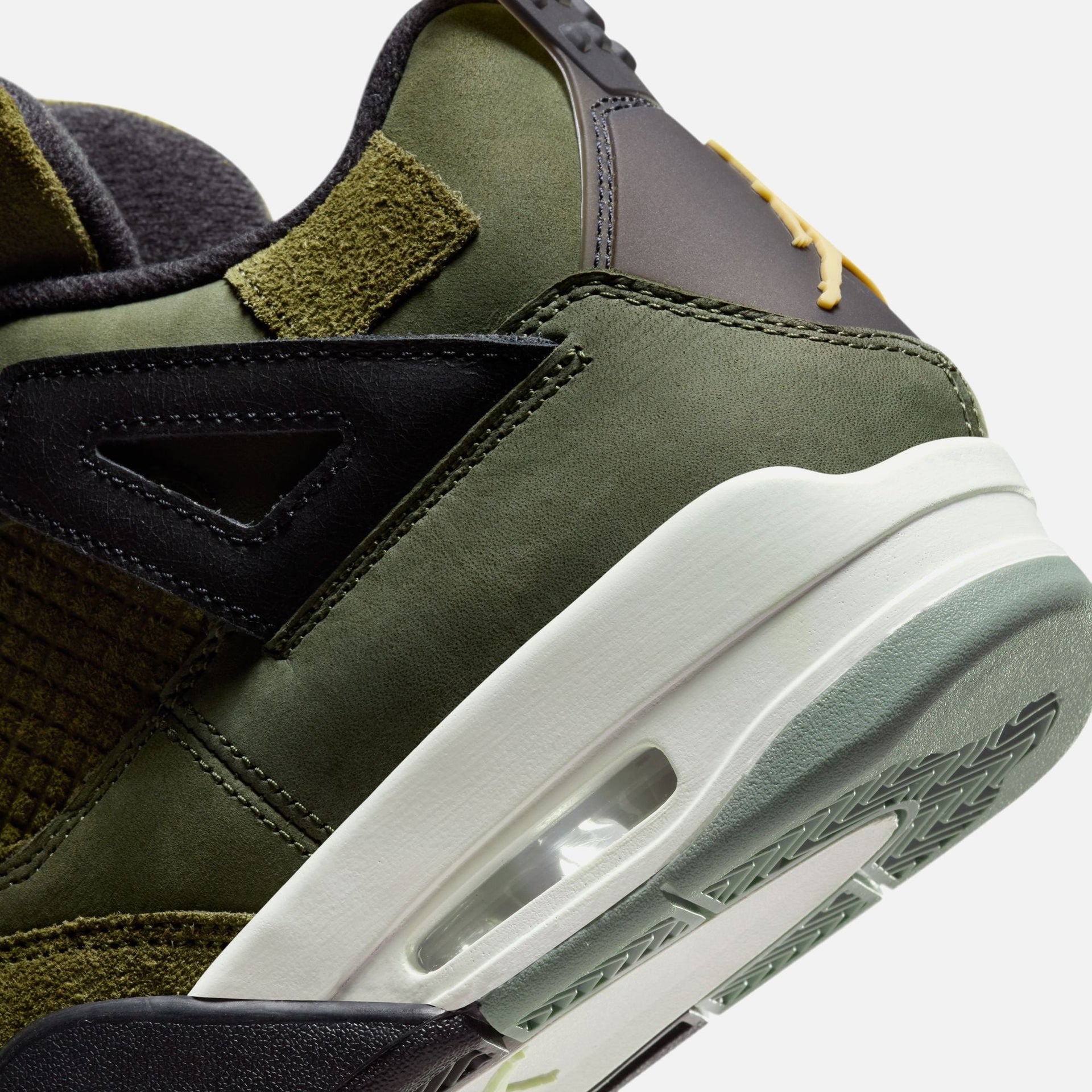 Nike GS Air Jordan 4 SE Craft - Medium Olive / Pale Vanilla / Khaki / Black-Sail