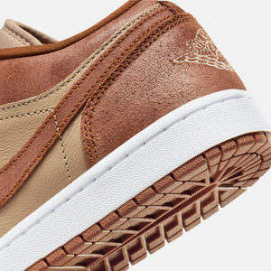 Jordan WMNS Air Jordan 1 Low Se - Legend Md Brown / Legend Co