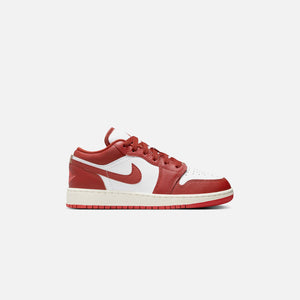 Jordan GS Air Jordan 1 Low SE - White / Dune Red / Lobster / Sail