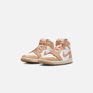 Nike WMNS Air Jordan 1 Retro High OG - Praline / White Sail