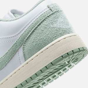 Jordan GS Air Jordan 1 Low SE - White / Seafoam / Sail