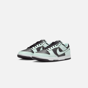 Nike Dunk Low Retro PRM - Dark Smoke Grey / Barely Green