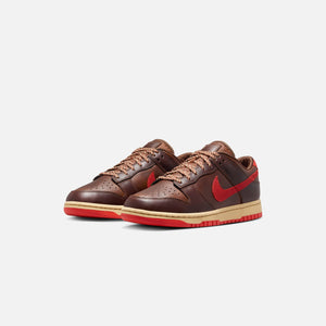 Nike Dunk Low Retro - Light British Tan / Picante Red / Sesame