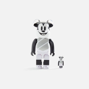 Medicom Toy BE@RBRICK x Disney Hat and Poncho Mickey 100% & 400%