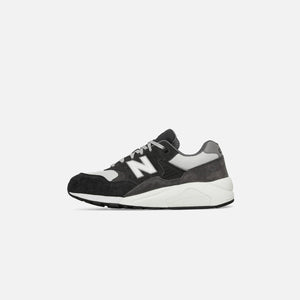 New Balance MT580 Black