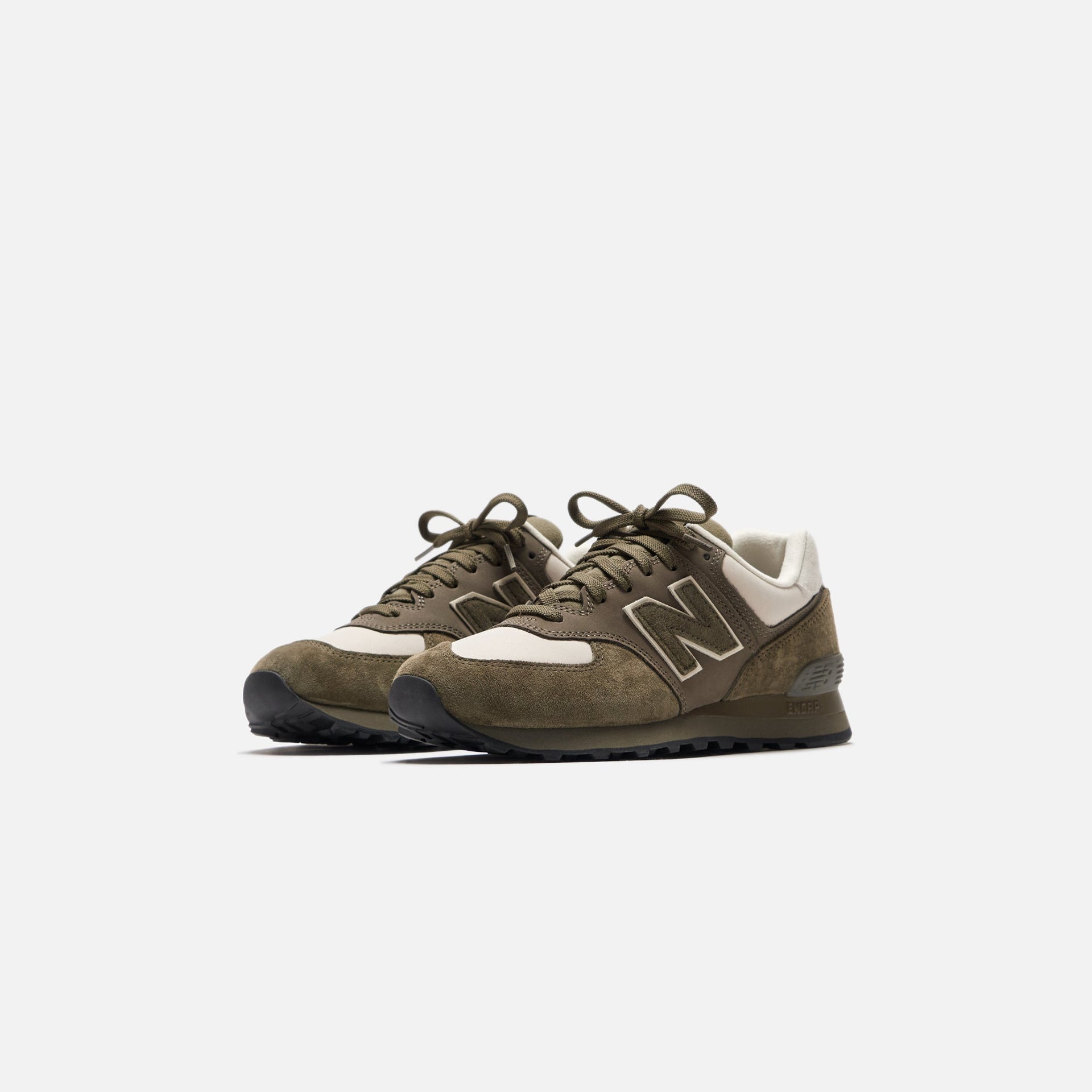 CDG Pocket New Balance x Junya Watanabe 574 Pig Suede Nubuck -  Khaki / Off White