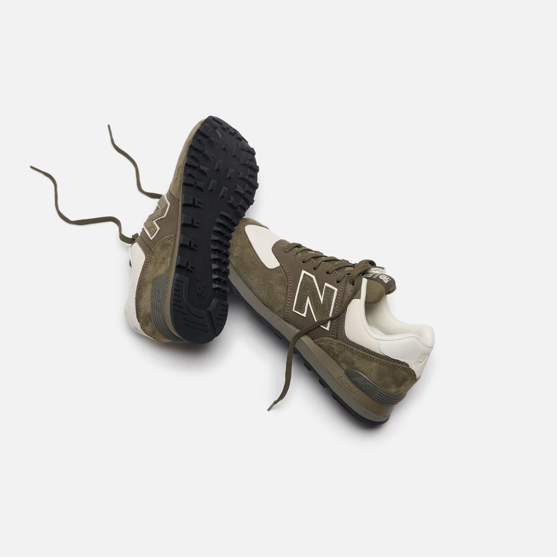 CDG Pocket New Balance x Junya Watanabe 574 Pig Suede Nubuck -  Khaki / Off White