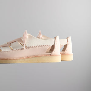 8th St by Ronnie Fieg for Clarks Originals Ridgevale - Light Pink