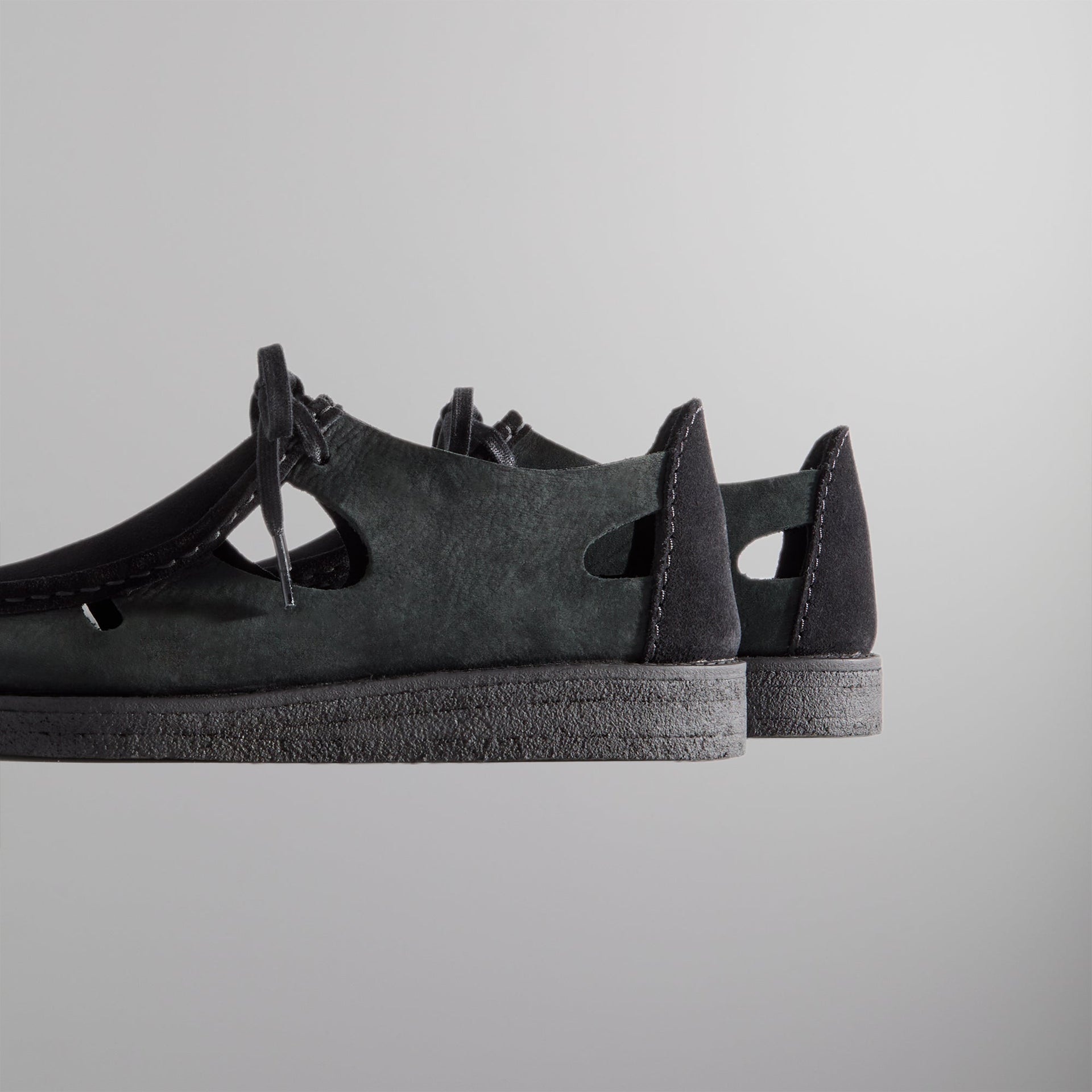 8th St by Ronnie Fieg for Clarks Originals Brixham - Black