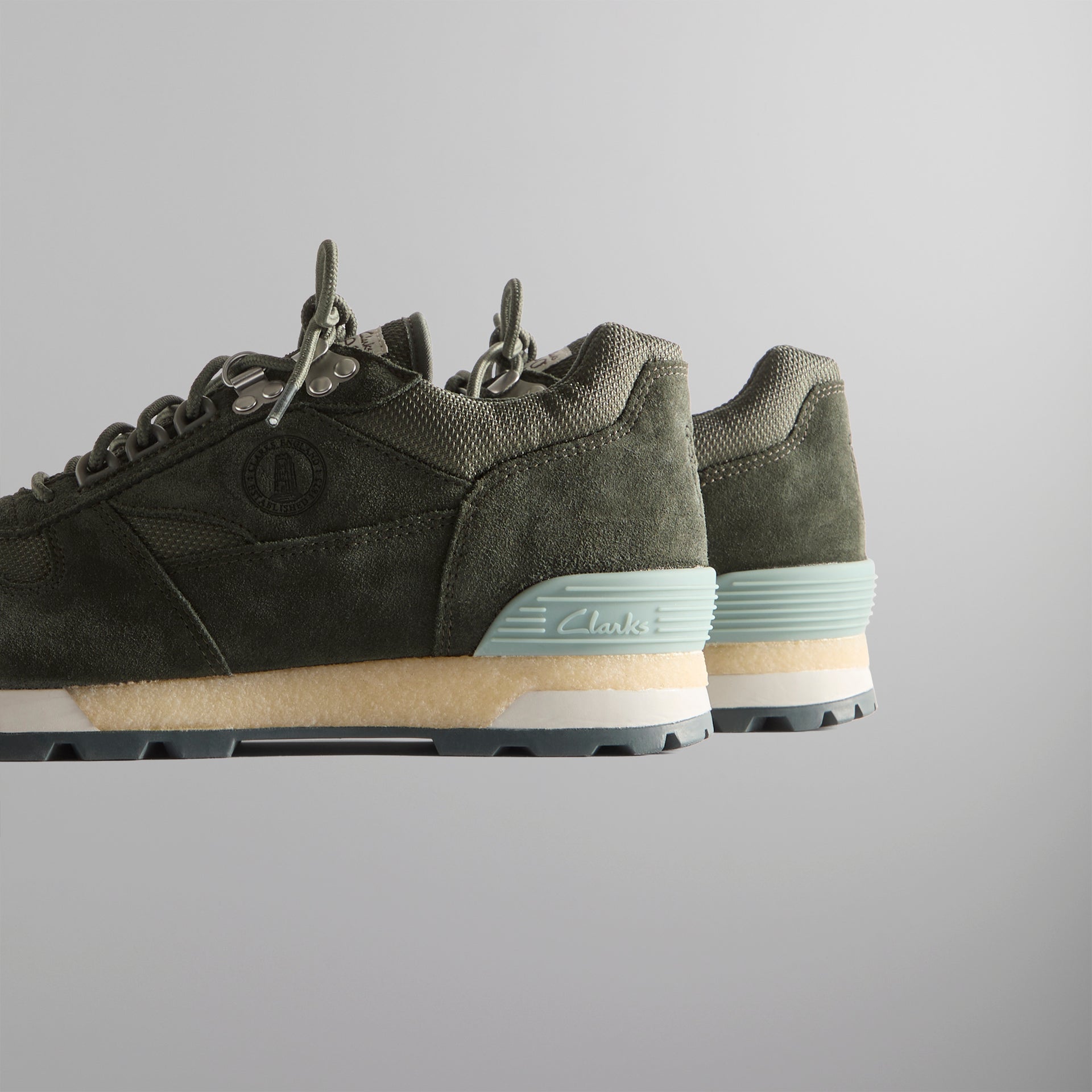 8th St by Ronnie Fieg for Clarks Originals Laddow - Dark Olive Combi