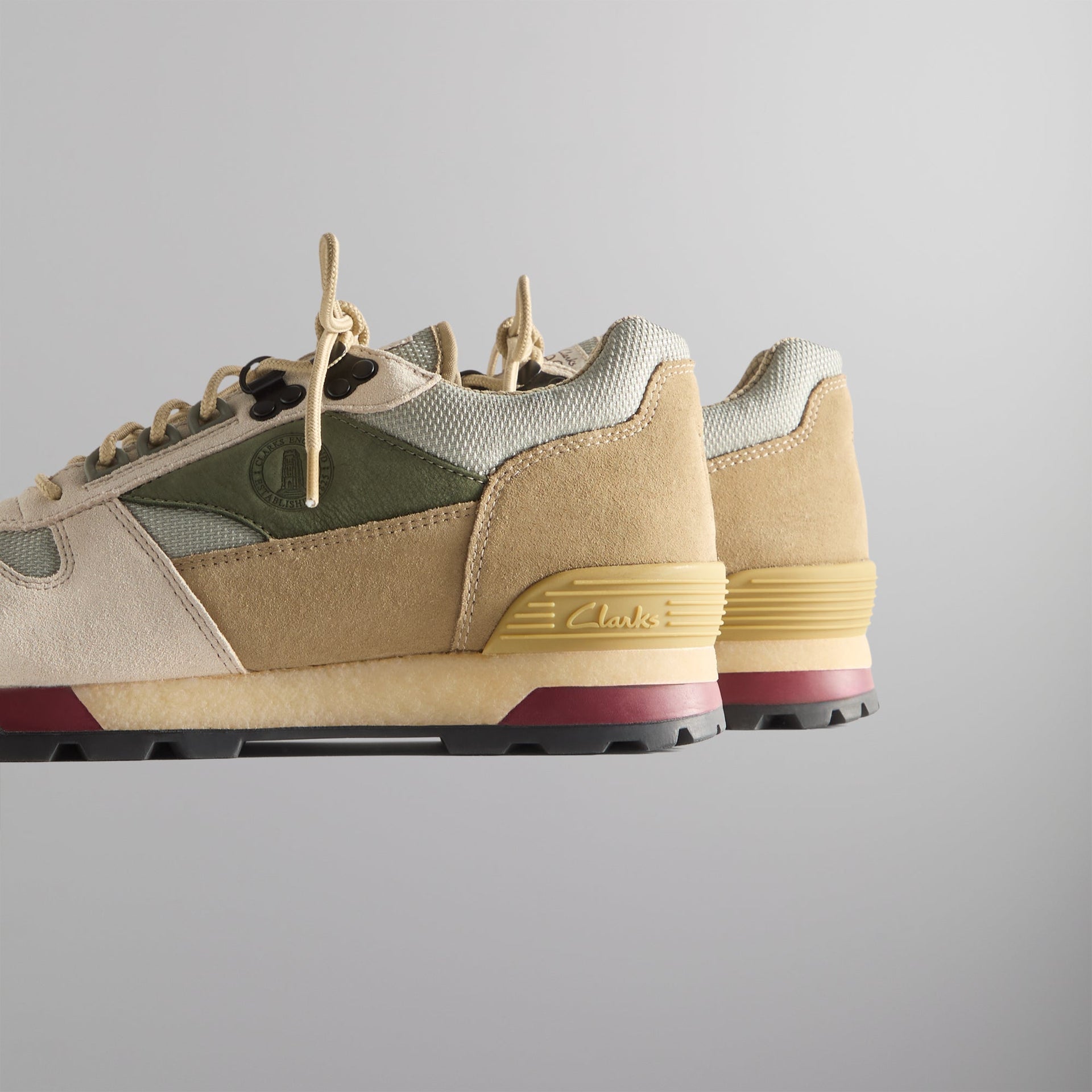 8th St by Ronnie Fieg for Clarks Originals Laddow - Sand Combi