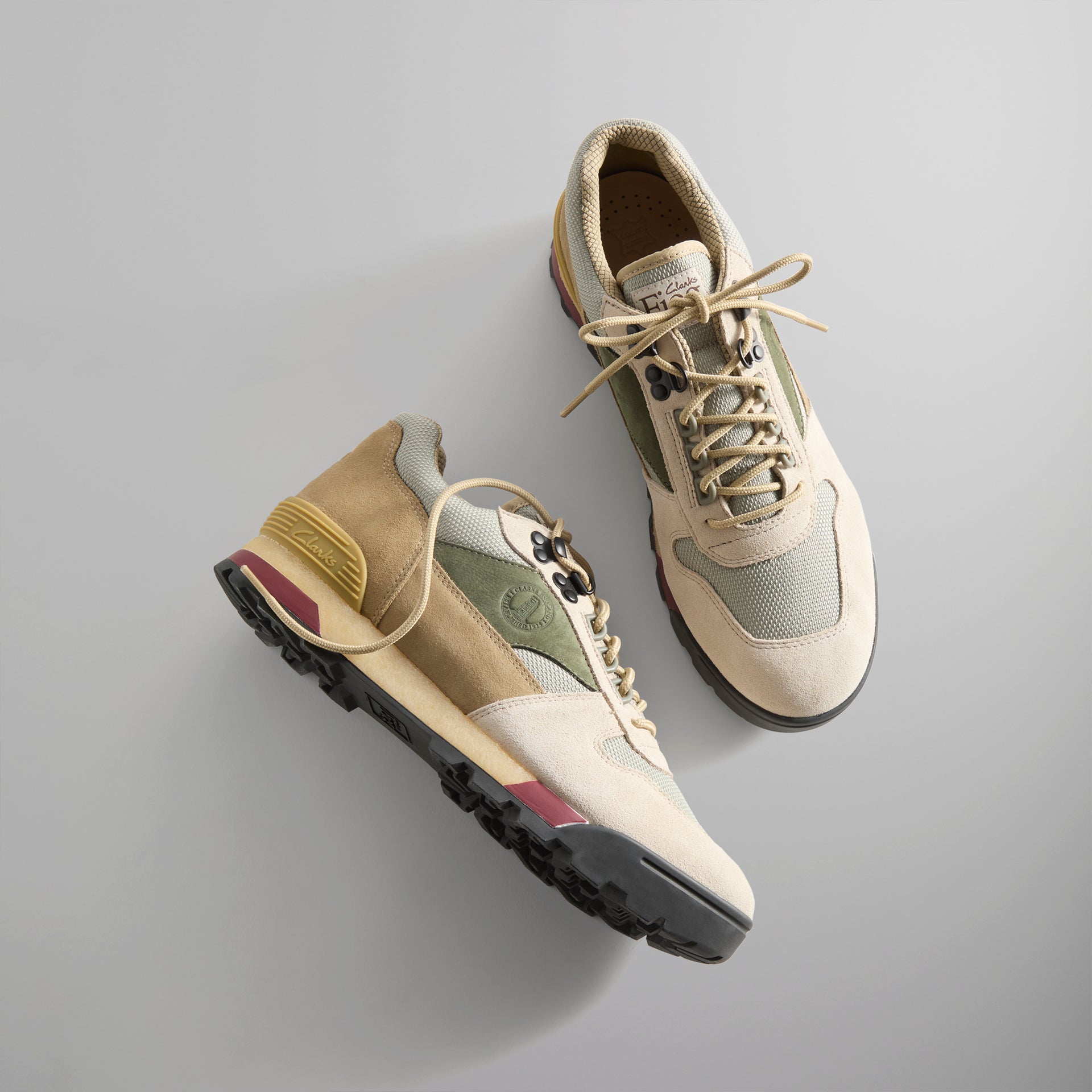 8th St by Ronnie Fieg for Clarks Originals Laddow - Sand Combi