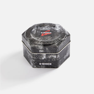 G-SHOCK GM2100-1A - Black / Silver