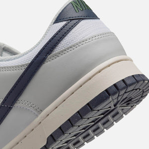 Nike Dunk Low - Photon Dust / Obsidian / White / Phantom