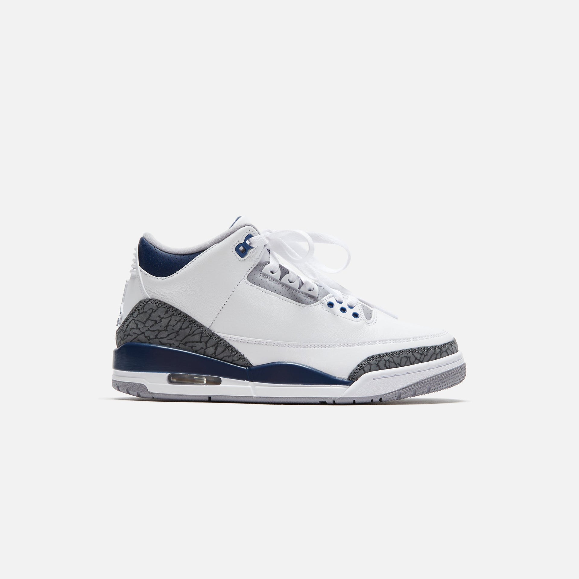 Nike Air Jordan 3 Retro - White / Midnight Navy / Cement Grey / Black