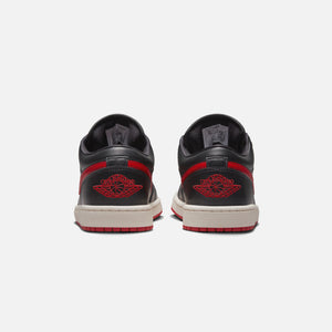 Jordan WMNS Air Jordan 1 Low - Black / Gym Red / Sail