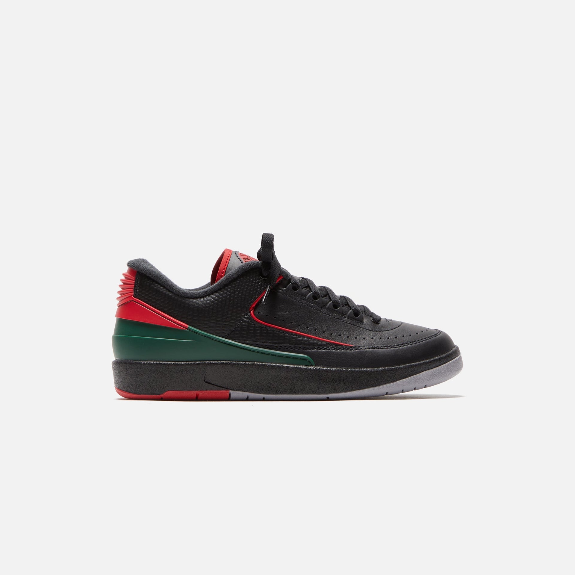 Nike Air Jordan 2 Retro Low - Black / Fire Red / Fire / Cement Grey