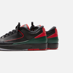 Nike Air Jordan 2 Retro Low - Black / Fire Red / Fire / Cement Grey