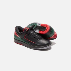 Nike Air Jordan 2 Retro Low - Black / Fire Red / Fire / Cement Grey