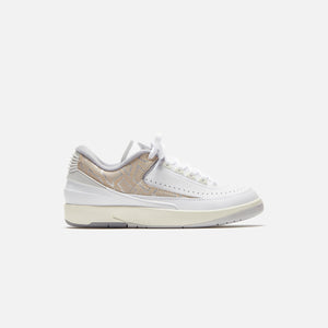 Jordan Air Jordan 2 Retro Low - White / Cement Grey / Sanddrift / Neutral Grey / Sail