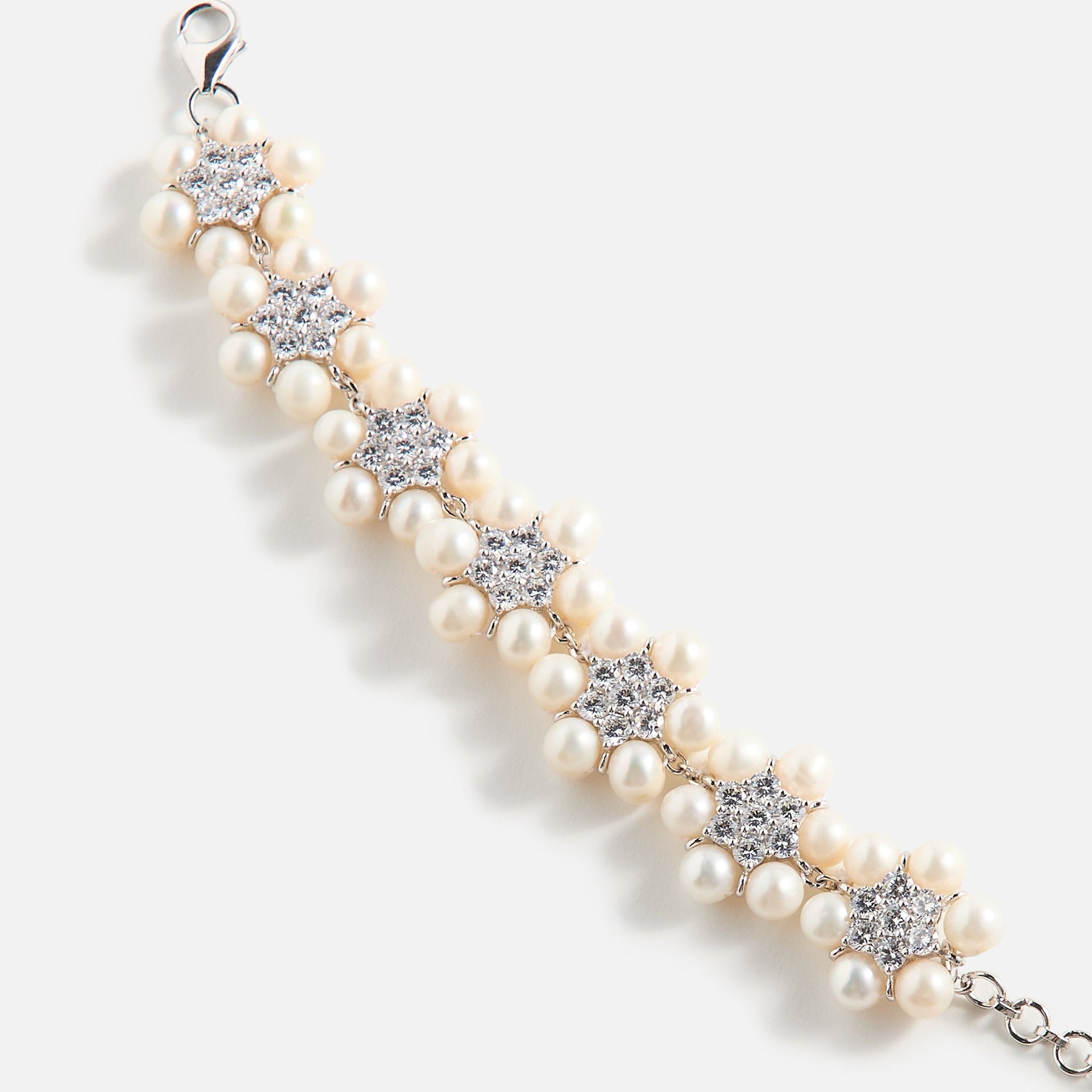 Veert The 42 Pearl Clear Flower Bracelet - White Gold