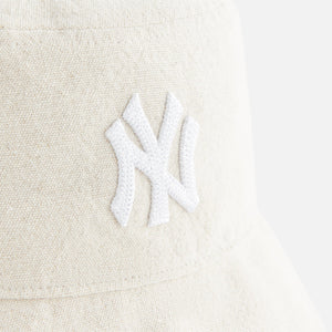 Kith Kids for the New York Yankees Linen Bucket Hat - Sediment