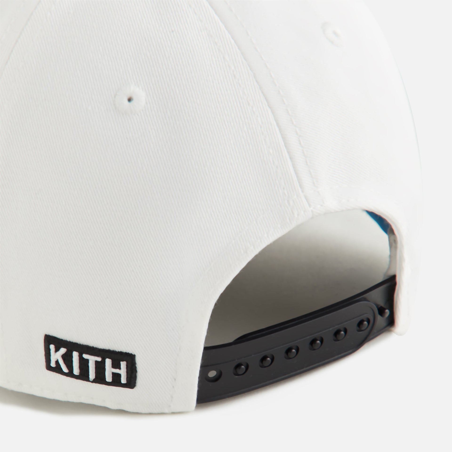 Disney | Kith Kids for Donald Duck Nephews Pinch Crown Snapback - White