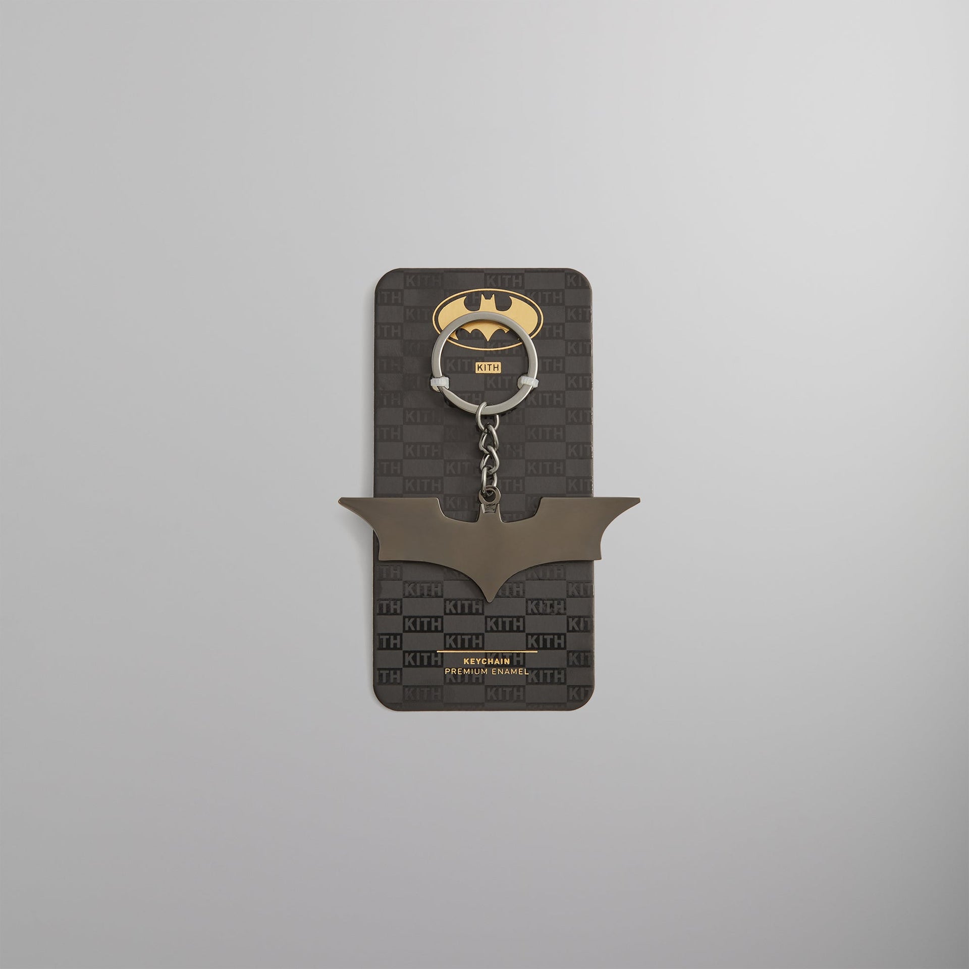 Batman | Kith Dark Knight Symbol Keychain - Multi