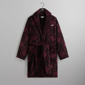 Kithmas Crest Monogram Robe - Essence