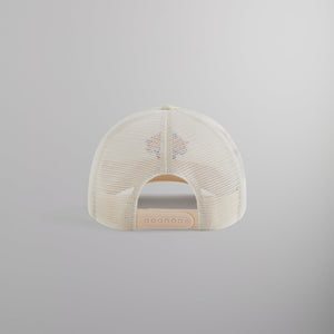 Kith for '47 New York Knicks Hitch Foam Trucker Hat - Sandrift