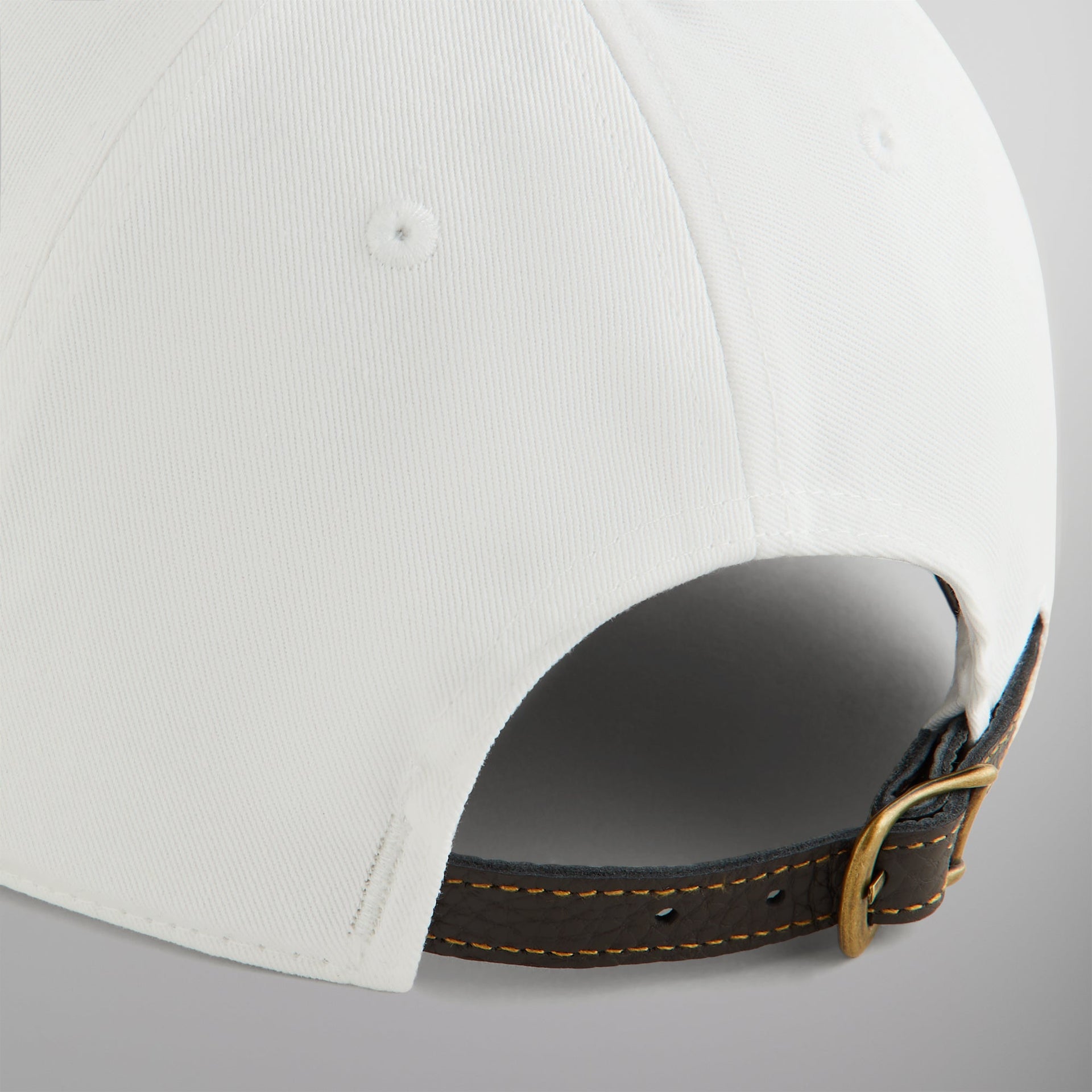 Kith Two Tone Suede Brim Aaron Classic Cap - White