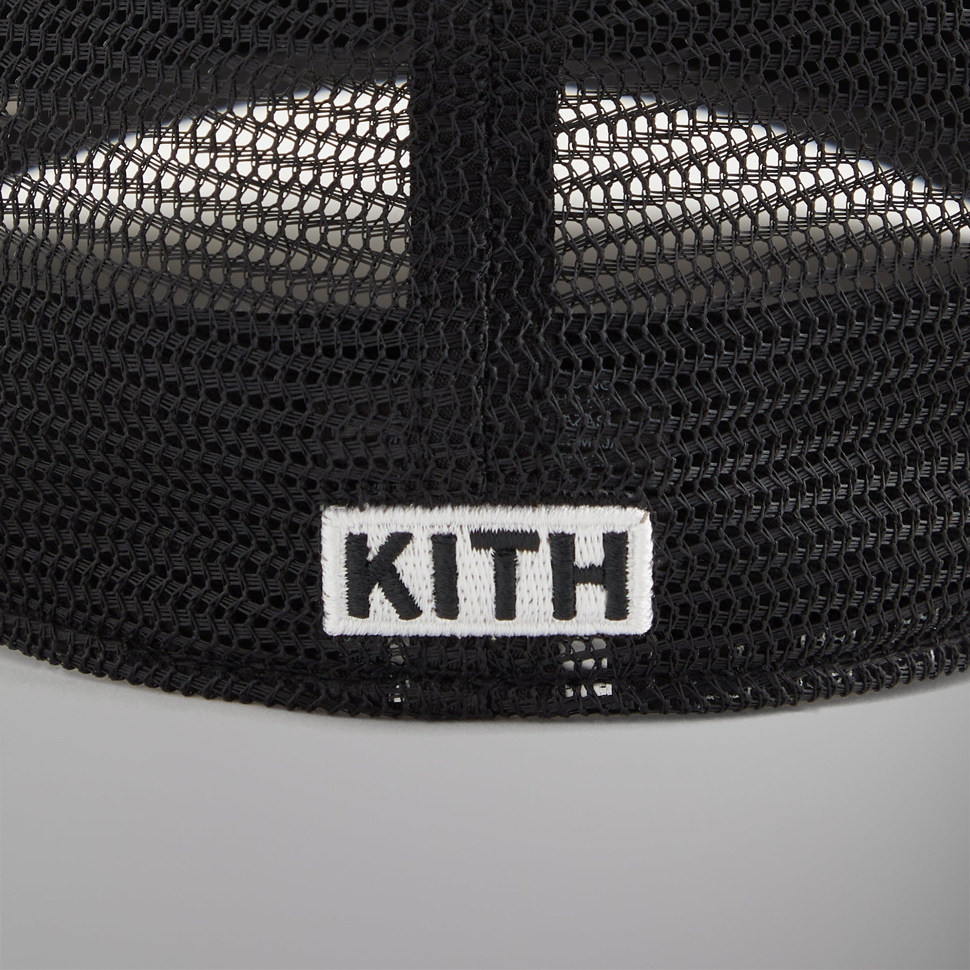 Kith & '47 for the New York Knicks Satin Franchise LS Trucker Hat - Black