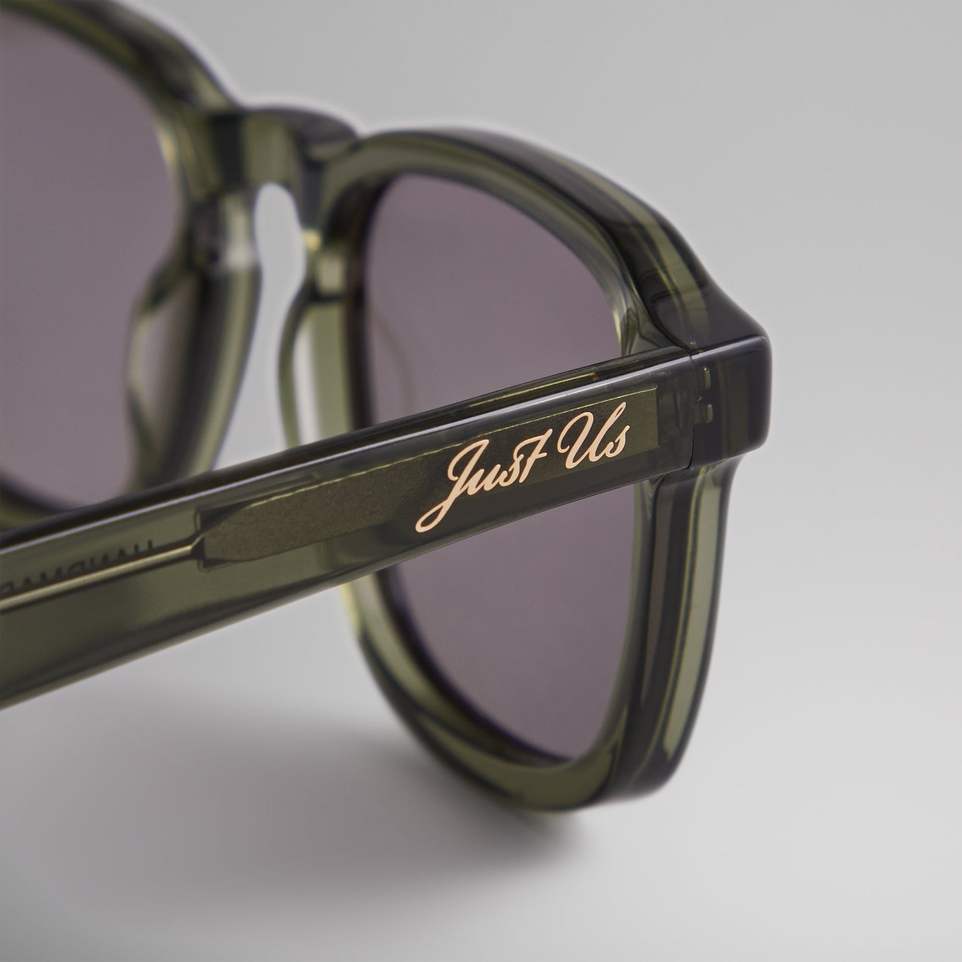 Kith Napeague Sunglasses - Green Crystal / Grey