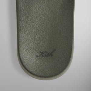 Kith Wave Monogram Slide - Tinge